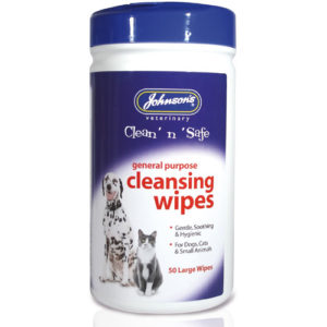 JOHNSON’S™ CLEAN 'N' SAFE WIPES
